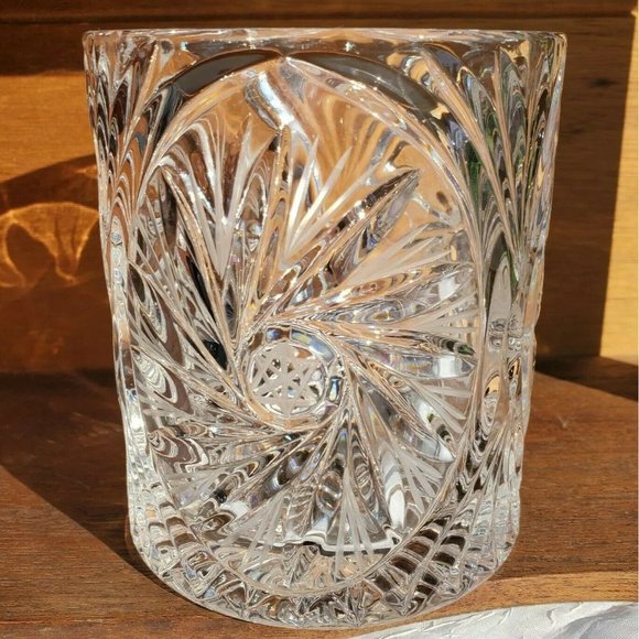 Pinwheel Hand Cut Etched Lead Crystal Vase Candle Holder Poland 4.5" bisquit jar - Picture 9 of 11